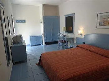 Th Capo Rizzuto Isola Di Capo Rizzuto