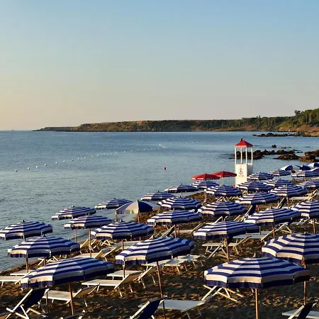 Th Capo Rizzuto Isola di Capo Rizzuto