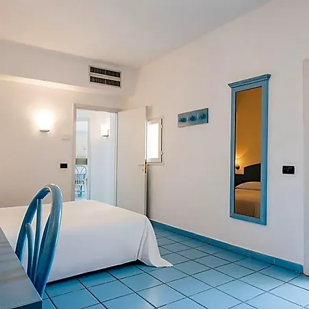 Üdülőközpont Th Capo Rizzuto 3*