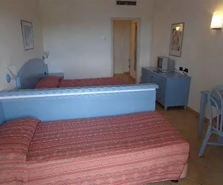 Th Capo Rizzuto Isola Di Capo Rizzuto