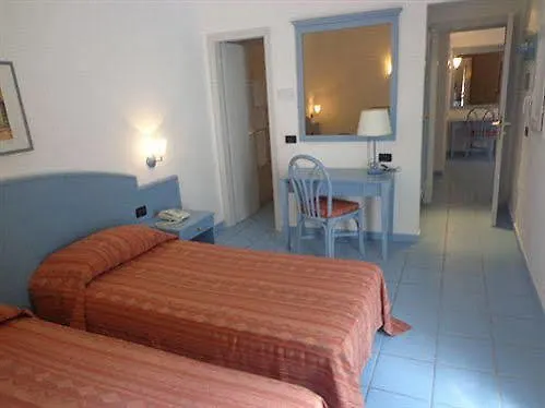 Th Capo Rizzuto 3* 이솔라 카포 리주토